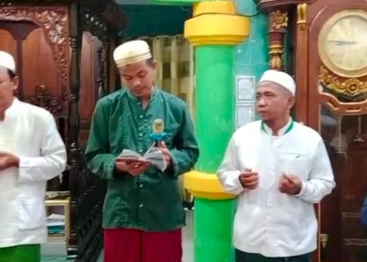 Ketua BKPRMI Hadiri Pembacaan Maulid Habsi Peringatan Maulid Nabi Muhammad SAW di Masjid Raudlatul Jannah