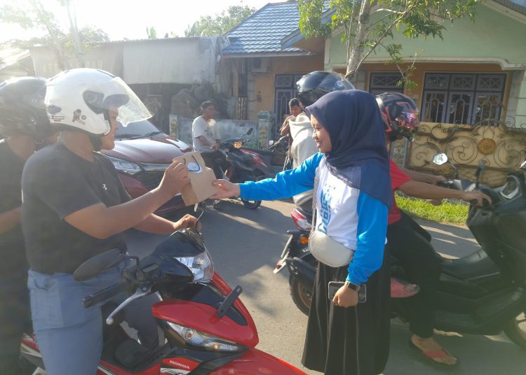 Pembagian 500 Paket Takjil BKPRMI – DISPORA