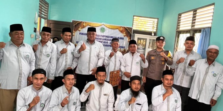MUI Lamandau kukuhkan Pengurus MUI Kecamatan Lamandau Masa khidmat 2025-2030